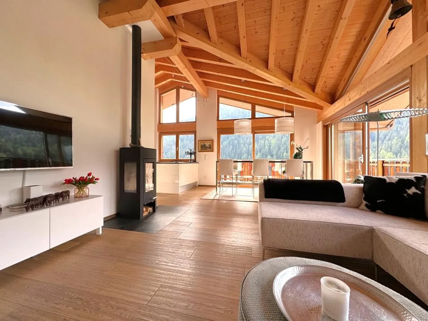 Exclusive 3.5-room holiday apartment in Samnaun-Ravaisch. - Photo 1 of 11