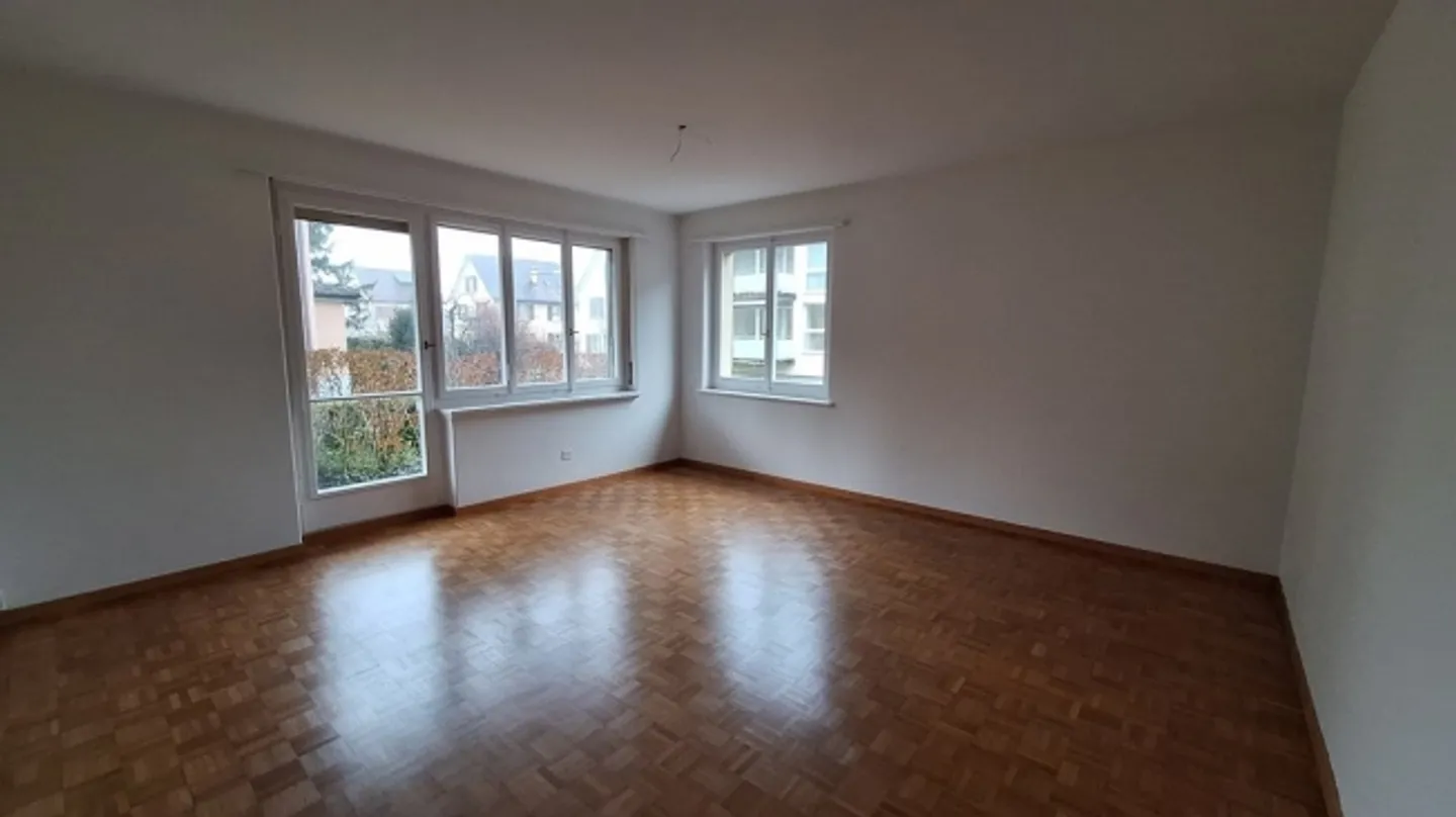 Appartement 3.5 pièces dans un quartier résidentiel calme pour une personne seule - Photo 4 sur 8