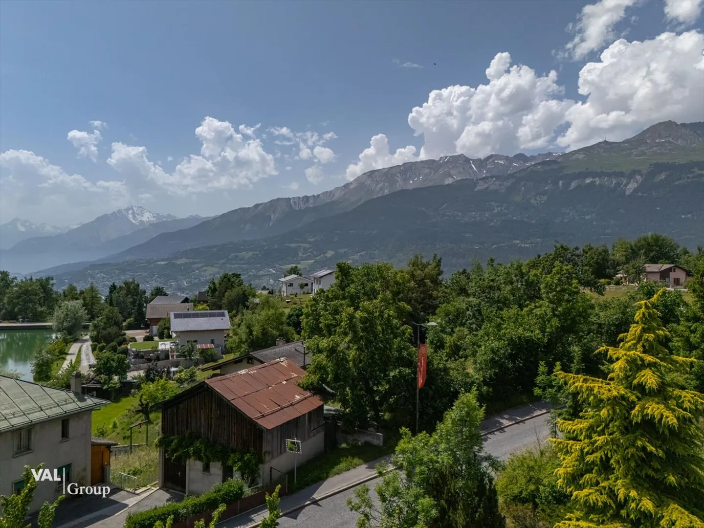 Résidence résidentielle moderne dans un environnement alpin - Photo 9 sur 10