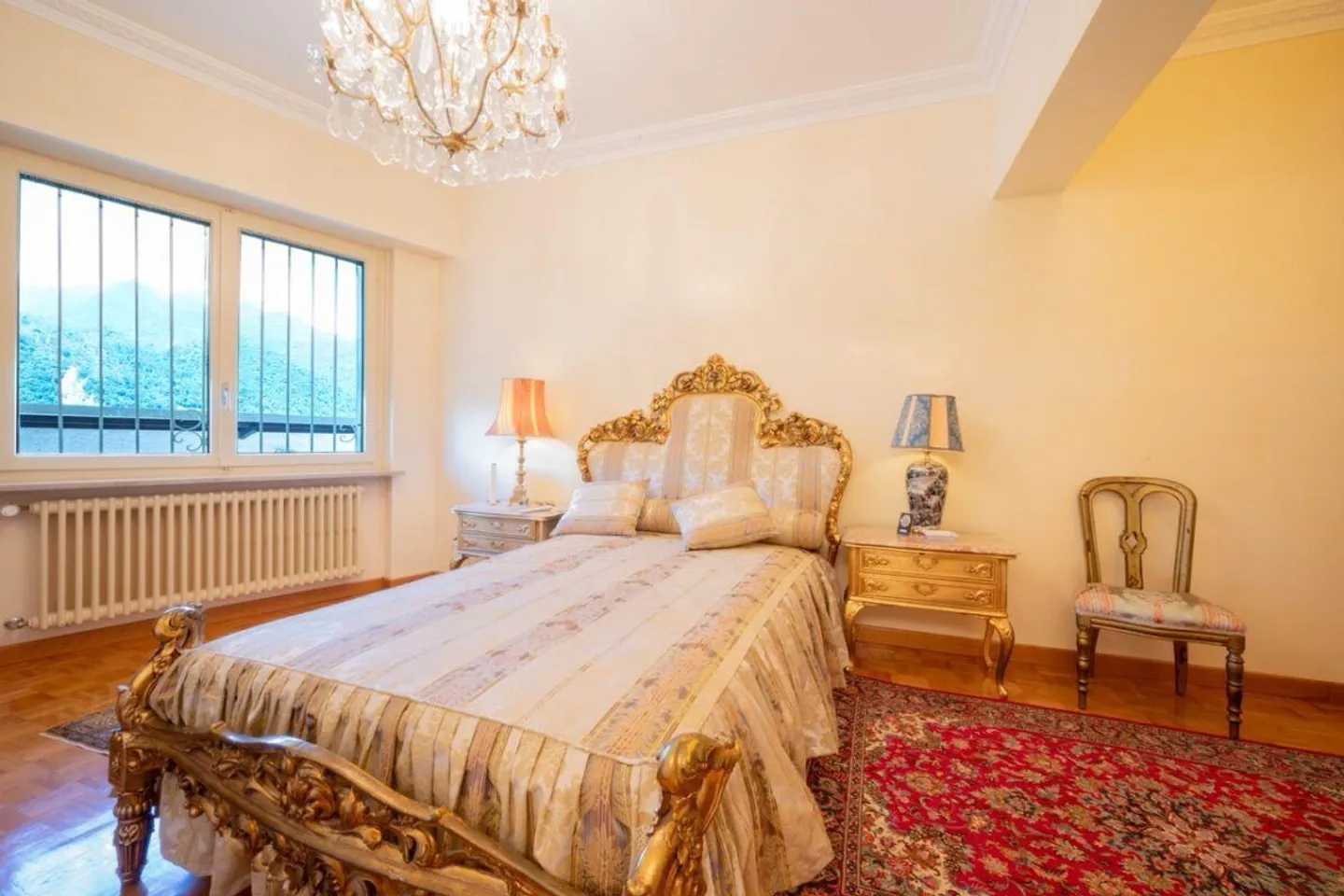 Elegante Villa mit Atemberaubendem Blick - Foto 17 von 26