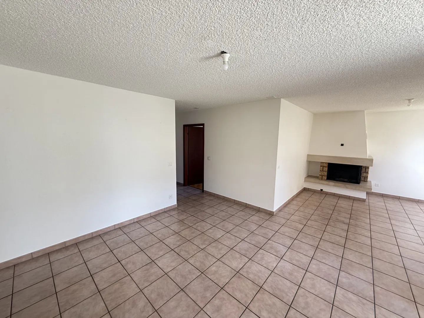 Appartement 4.5 pièces - Photo 4 sur 12