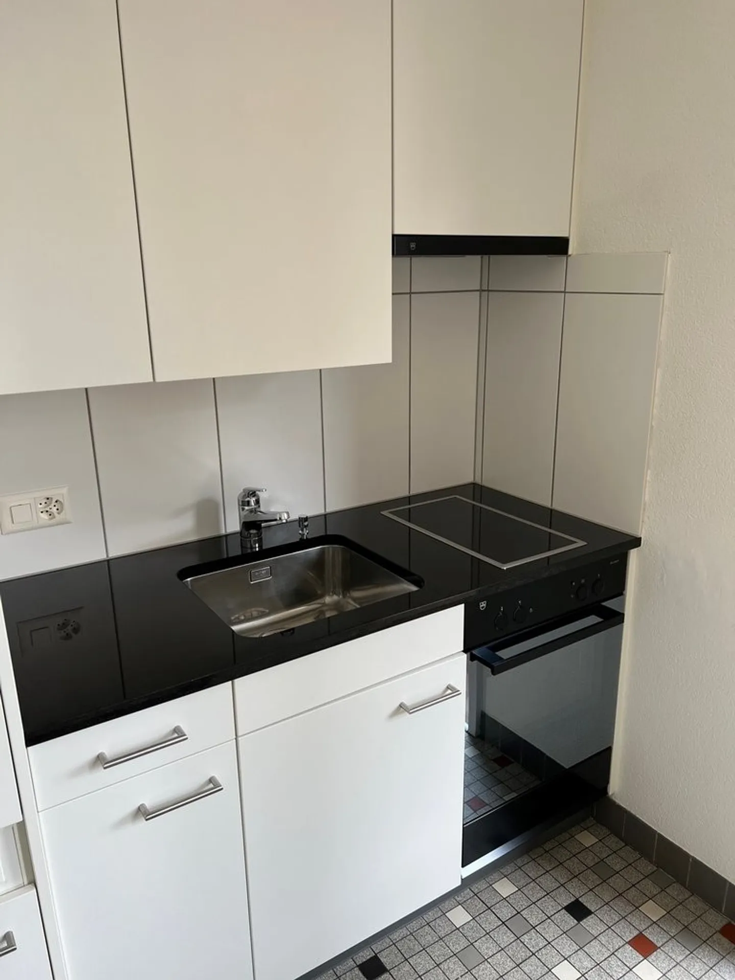 Charming Studio Apartment in Zurich - Photo 3 of 7