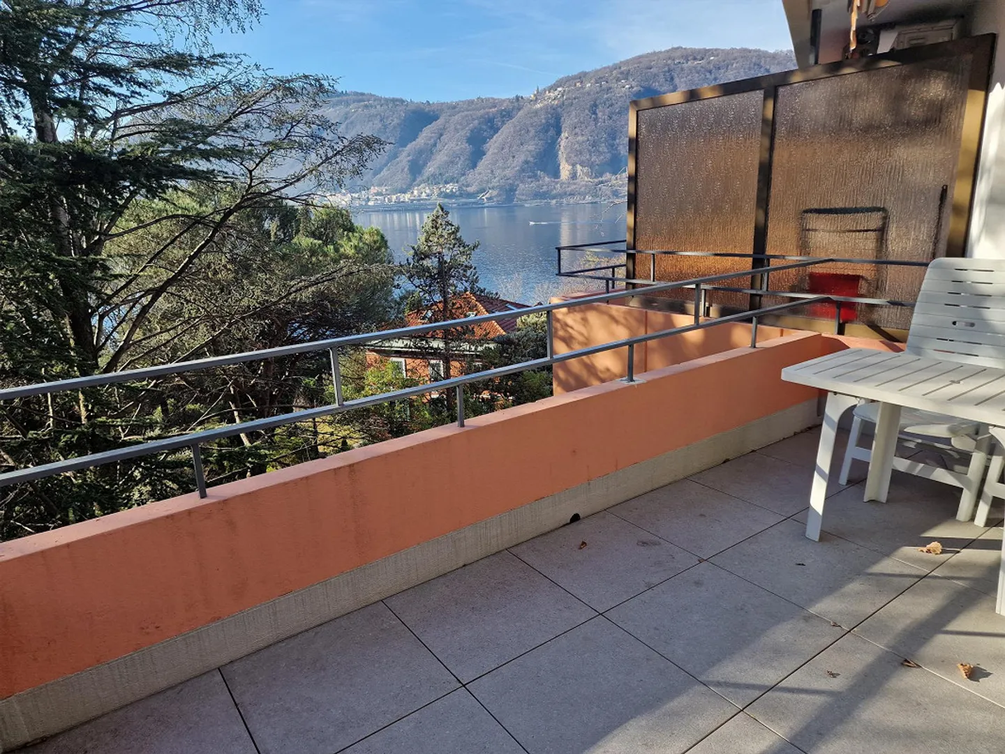 Ferienwohnung mit Fantastischer Lage direkt am See - Foto 4 von 24