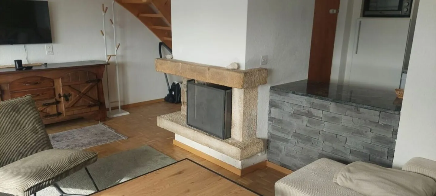 Charmant Appartement Duplex avec Balcons - Photo 4 sur 10