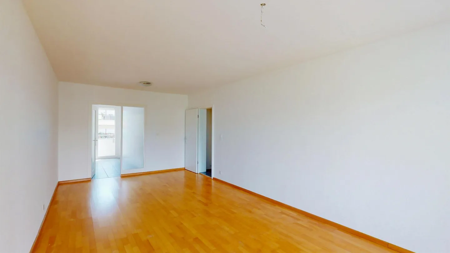 Charmante appartement 3 pièces avec deux balcons entrée attrayante grâce au droit de construire - Photo 5 sur 10