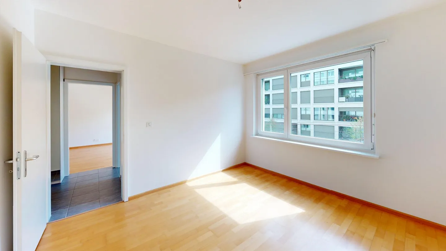 Charmante appartement 3 pièces avec deux balcons entrée attrayante grâce au droit de construire - Photo 7 sur 10