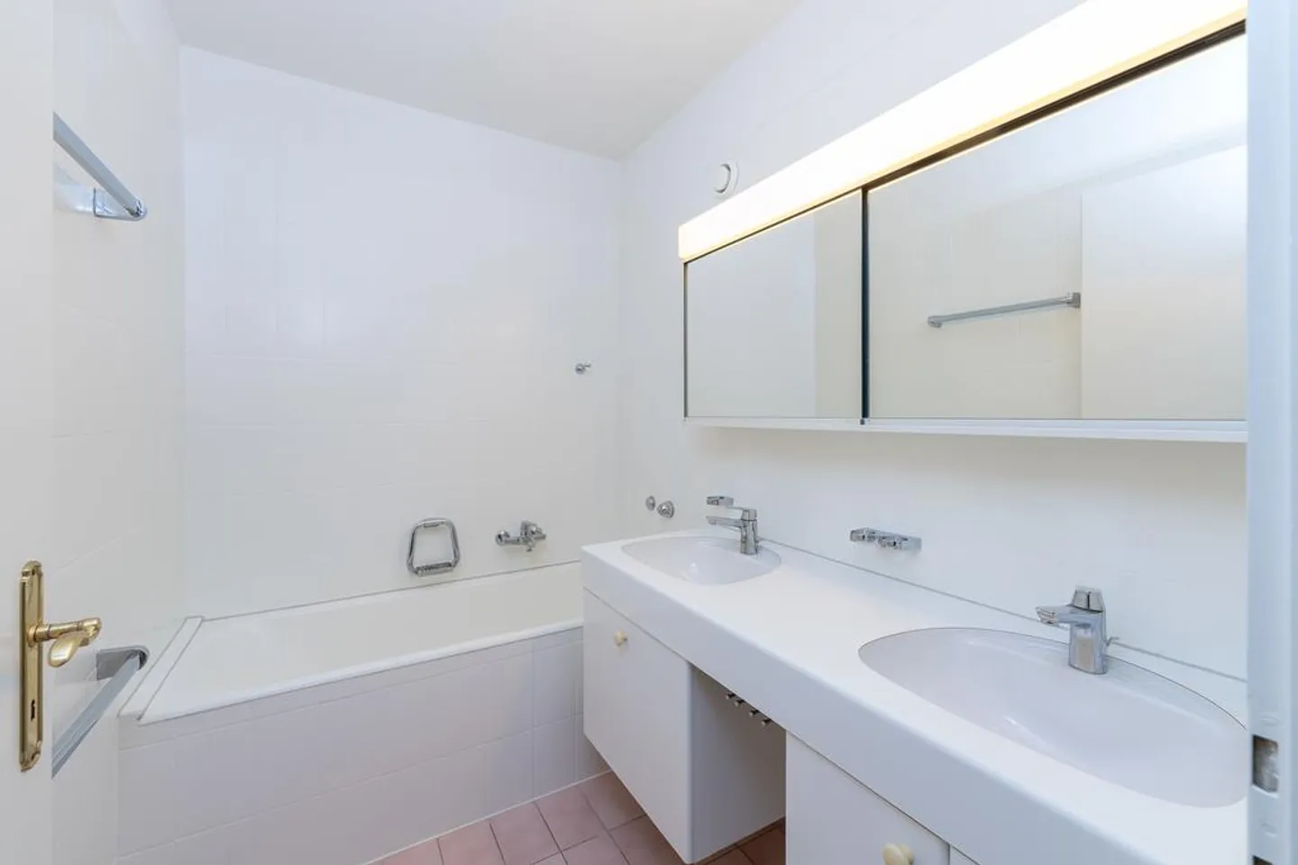 Vivere all'avenue St. Alban - Foto 10 di 12