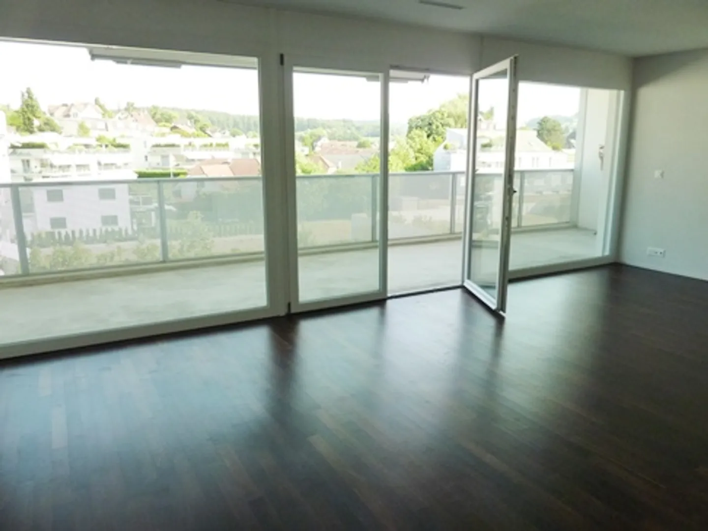 «Grosszügige und moderne Wohnung mit Sitzplatz in Villmergen» - Foto 4 von 5