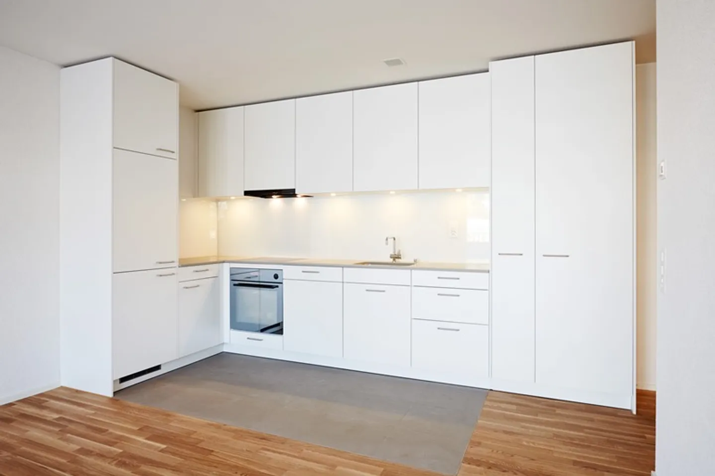 3.5 Room Apartment - Photo 4 of 7