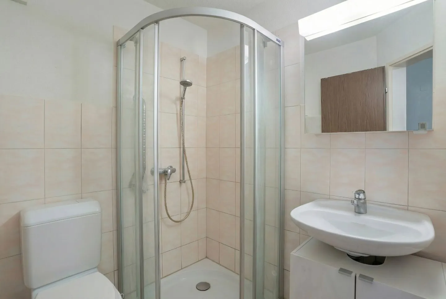 Soleggiato. Tranquillo. Vicino al lago. - Foto 9 di 10