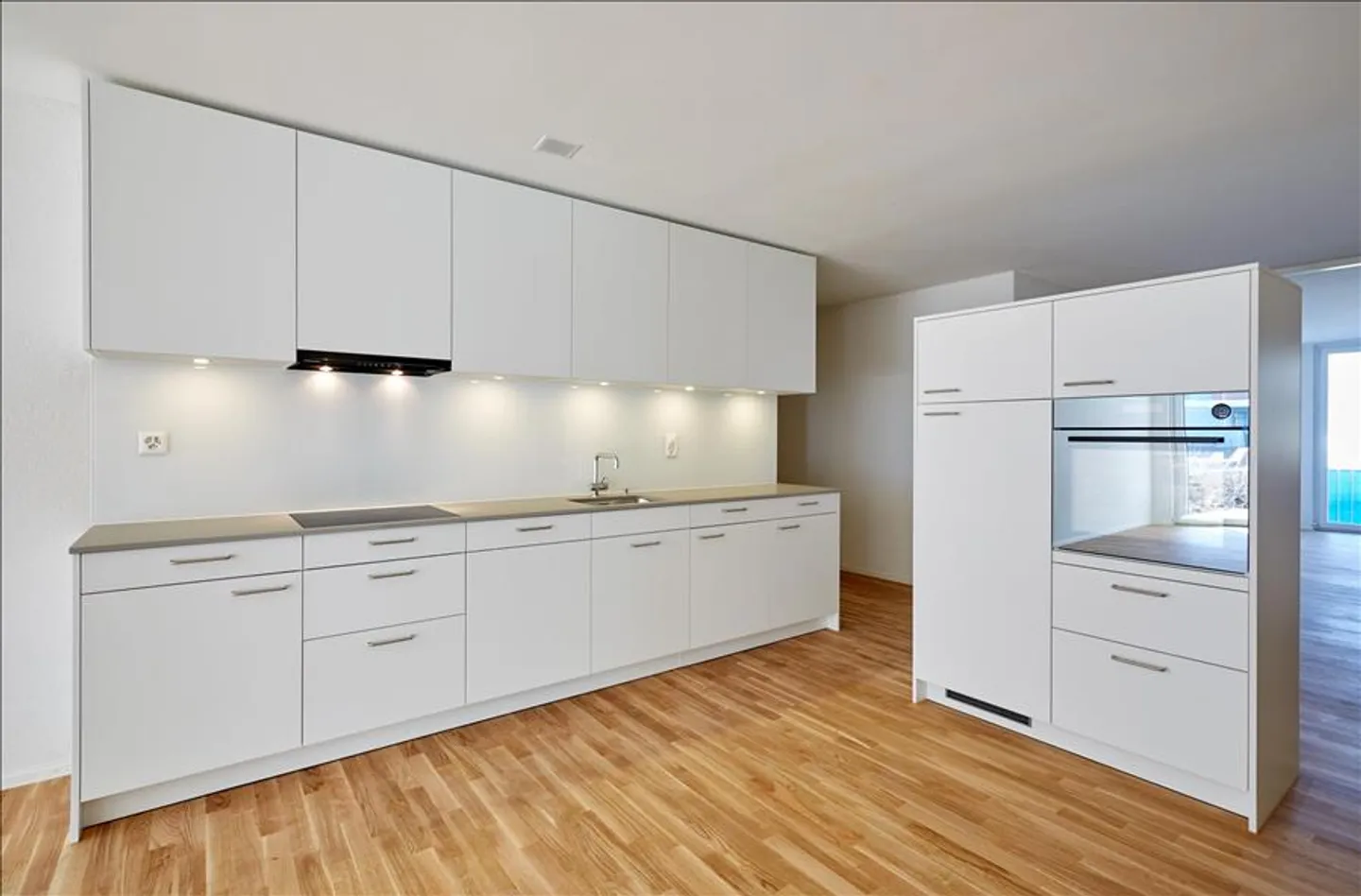 3.5 Room Apartment - Photo 3 of 7