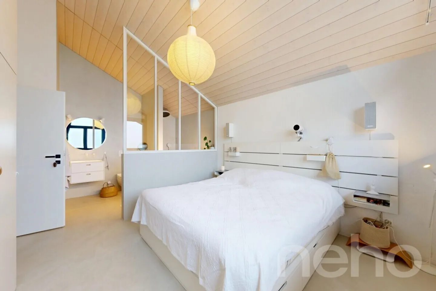 New villa with lake view - Photo 11 of 12