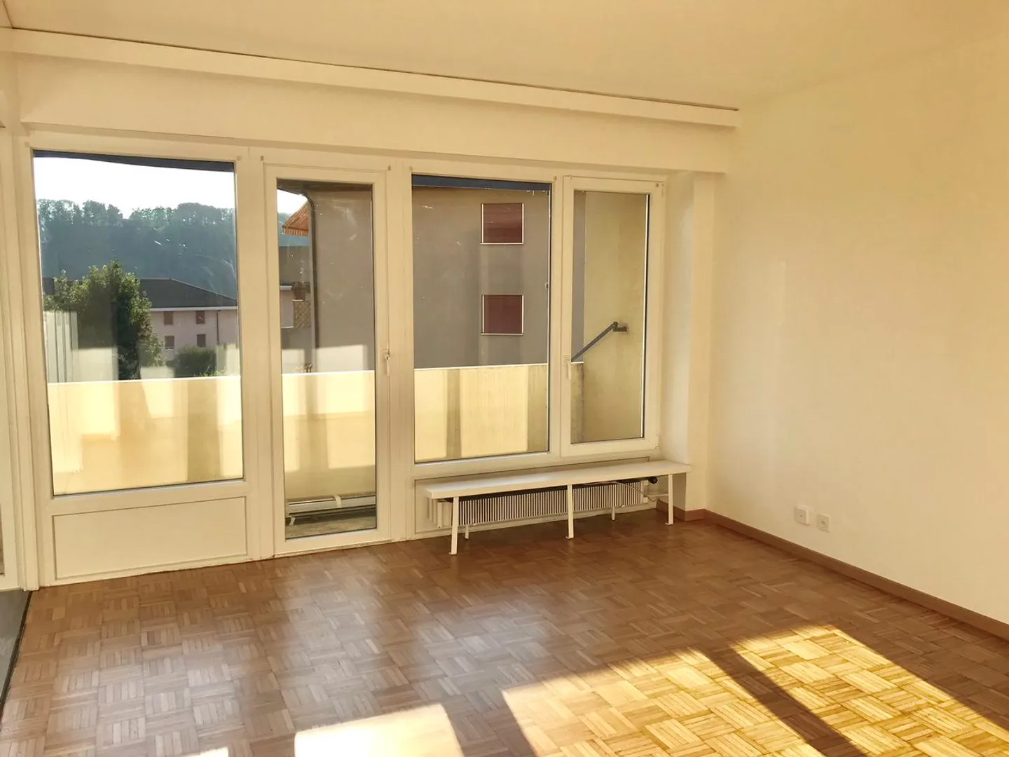 Apartment for rent - Photo 2 of 6