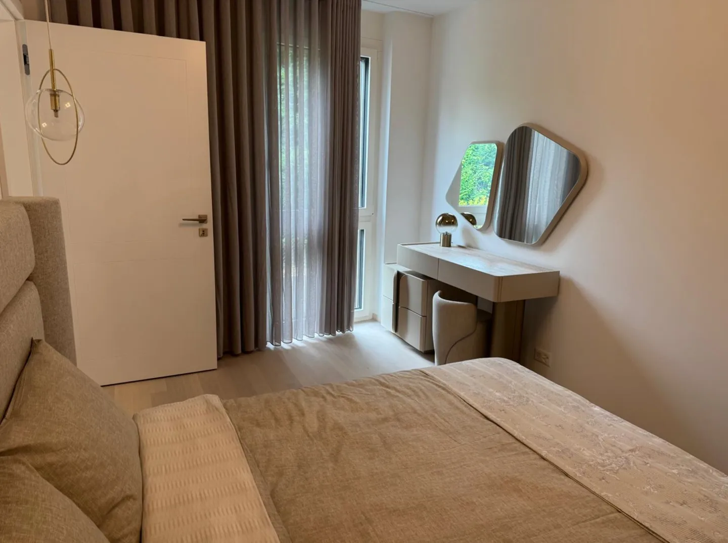 Charming Apartment in Collonge - Photo 2 of 7