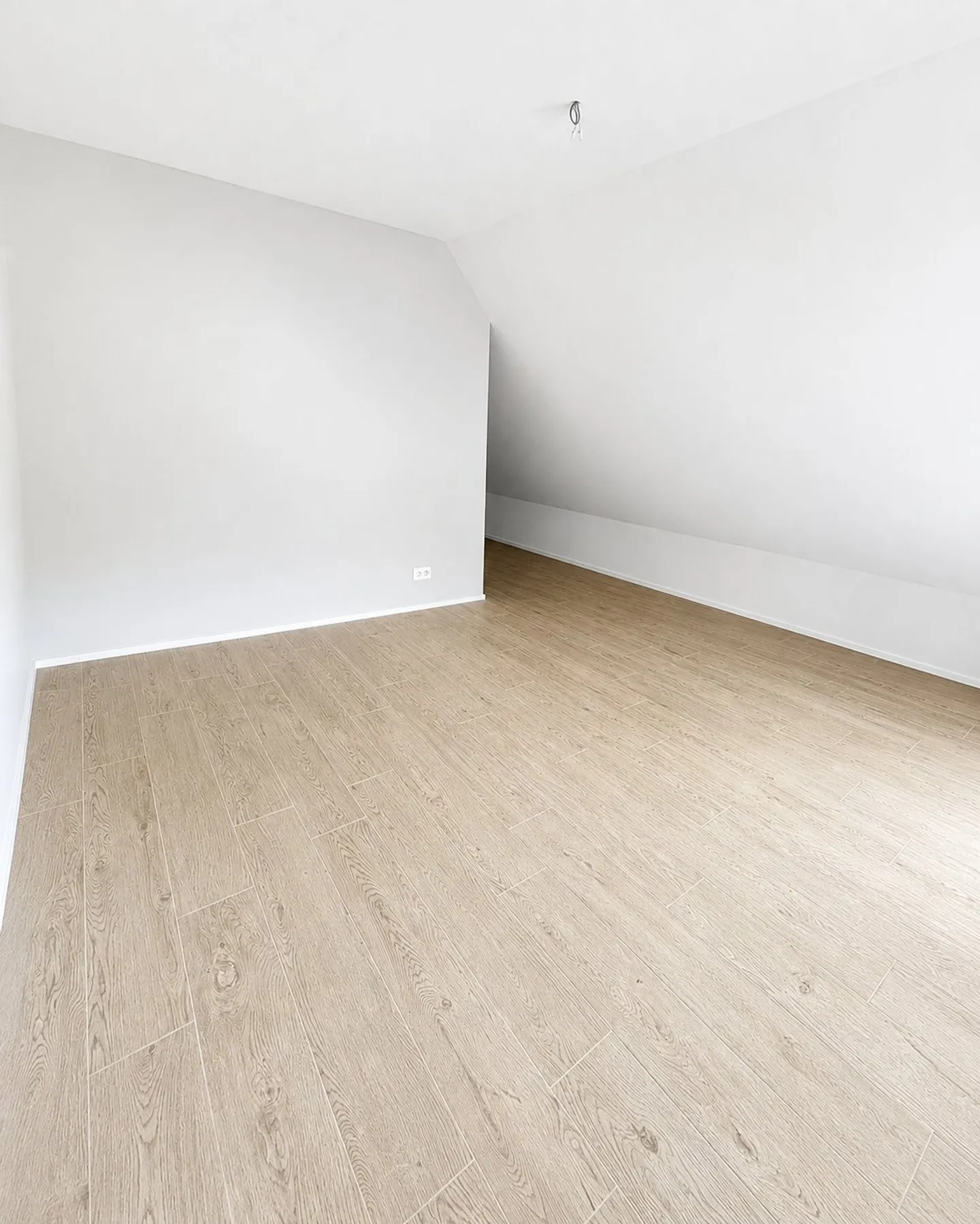 Modernes Penthouse mit Panoramablick - Foto 8 von 10