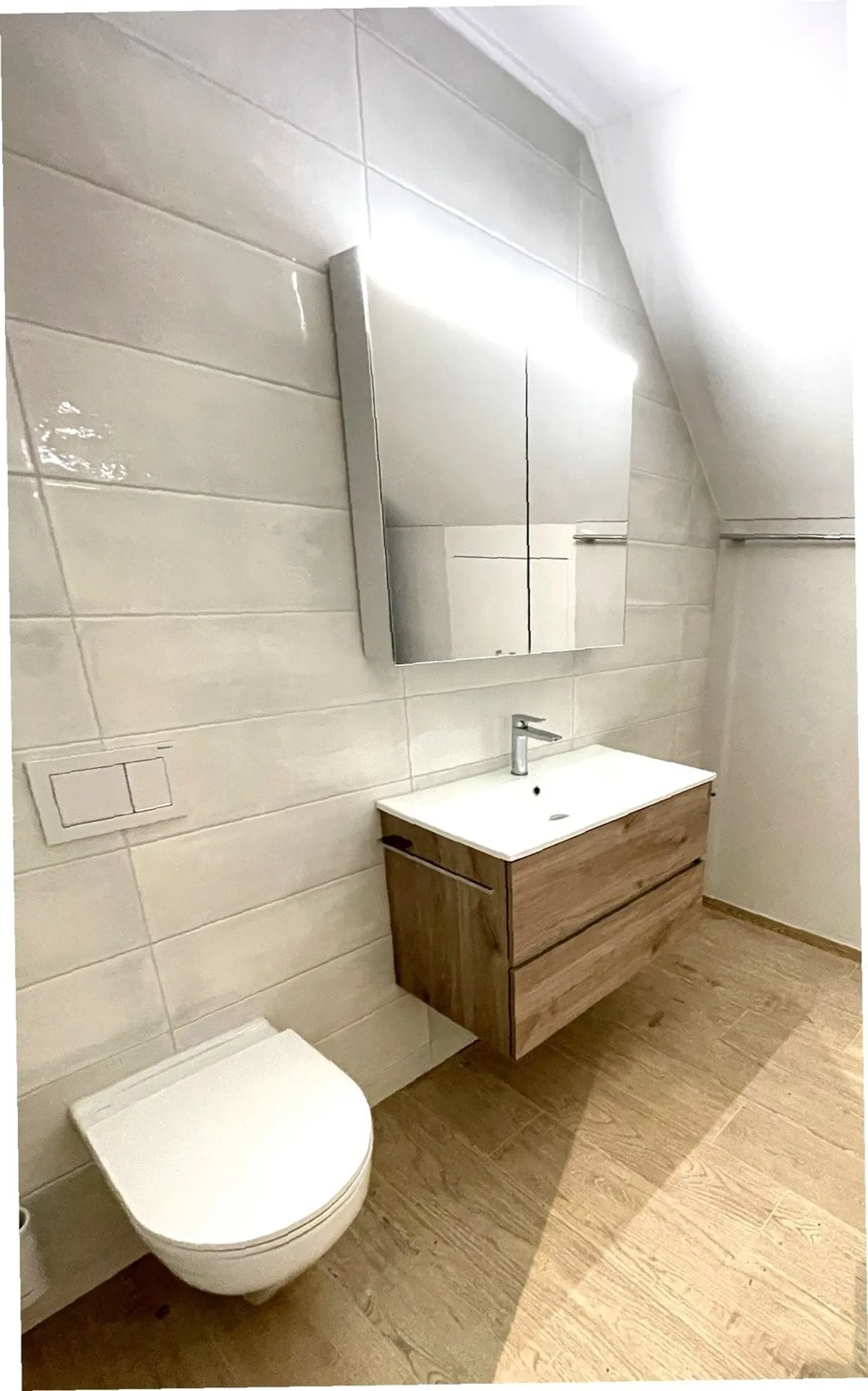 Modernes Penthouse mit Panoramablick - Foto 9 von 10