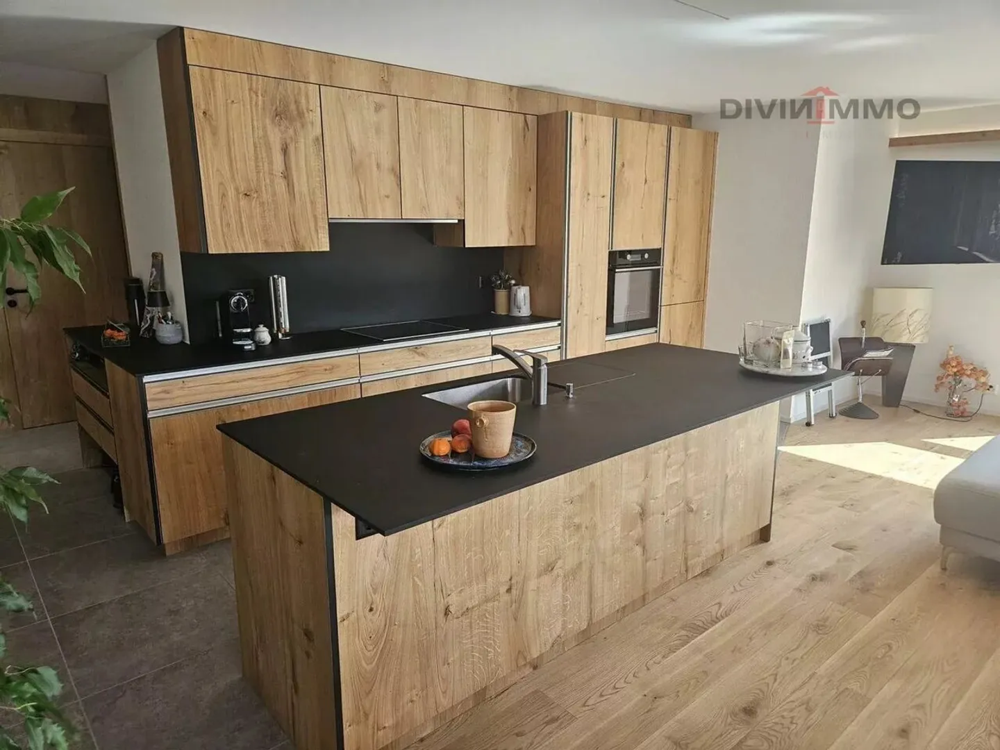 Superbes 4,5-Zimmer-Luxus-Chalet in den Höhenlagen von Savièse - Foto 3 von 8