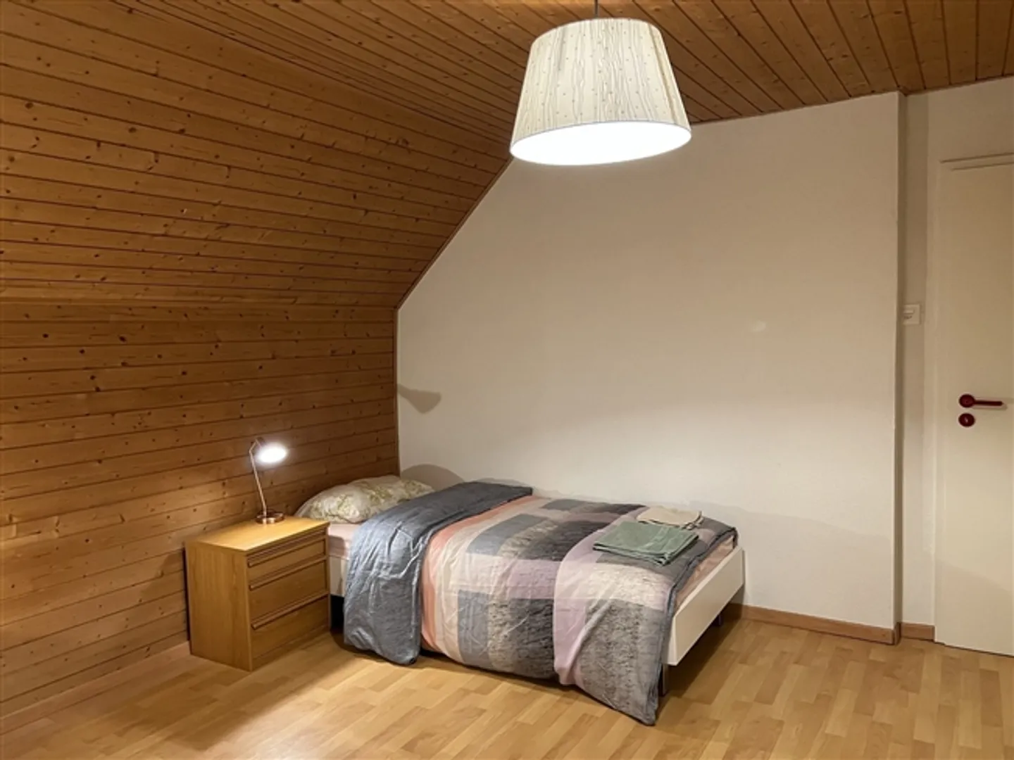 Appartamento spazioso di 3,5 stanze - completamente arredato a 8304, Wallisellen - Soggiorno breve - Foto 6 di 13