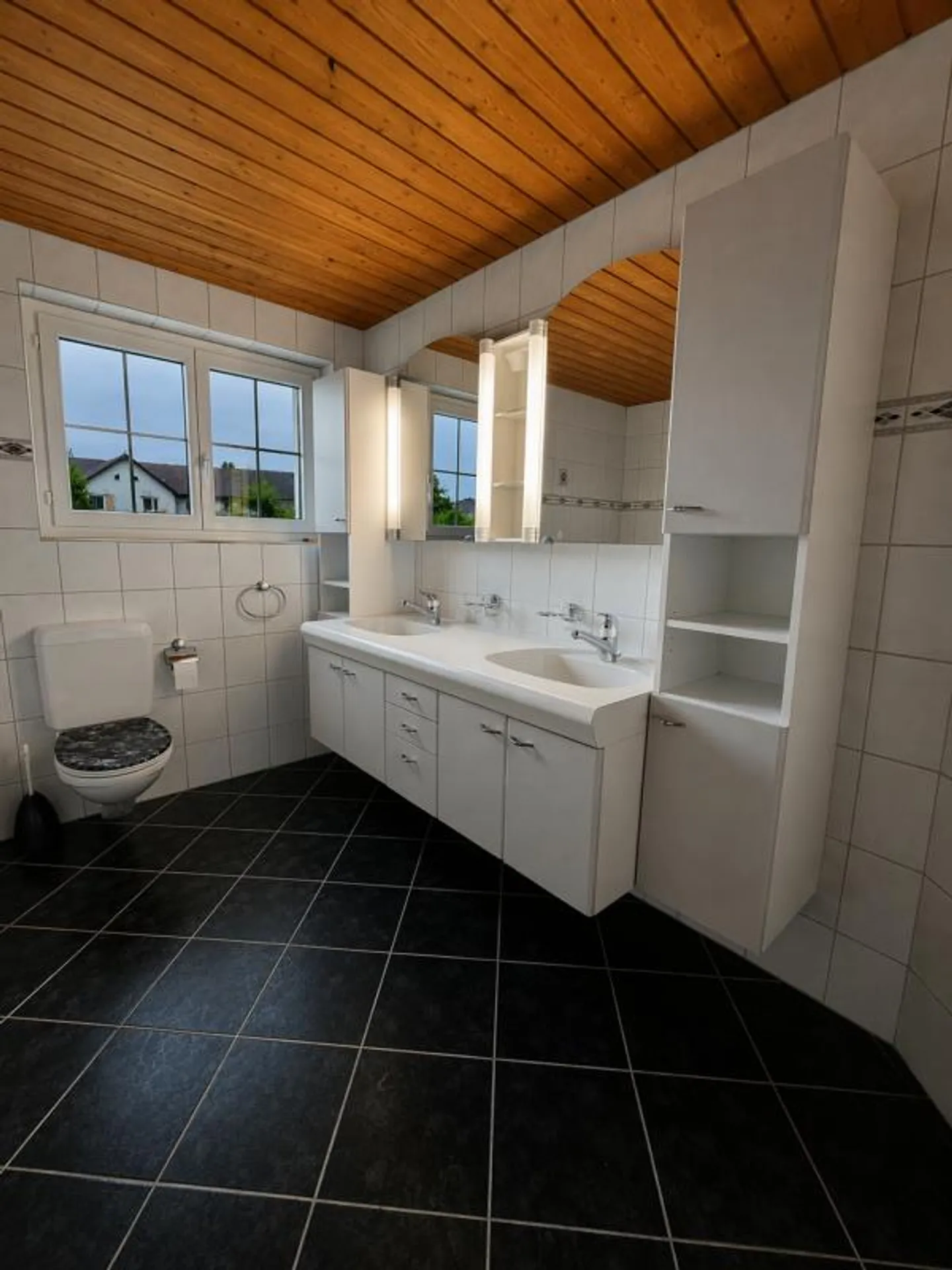 5.5-Room Single-Family House - Your Oasis in the Green - Photo 7 of 7