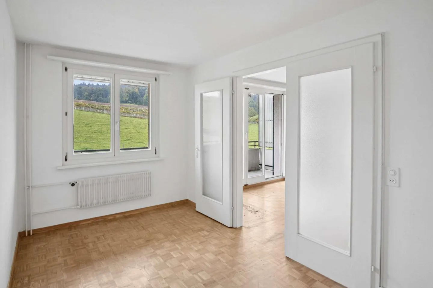 Appartamento accogliente di 4½ stanze con vista sul verde - Foto 3 di 10