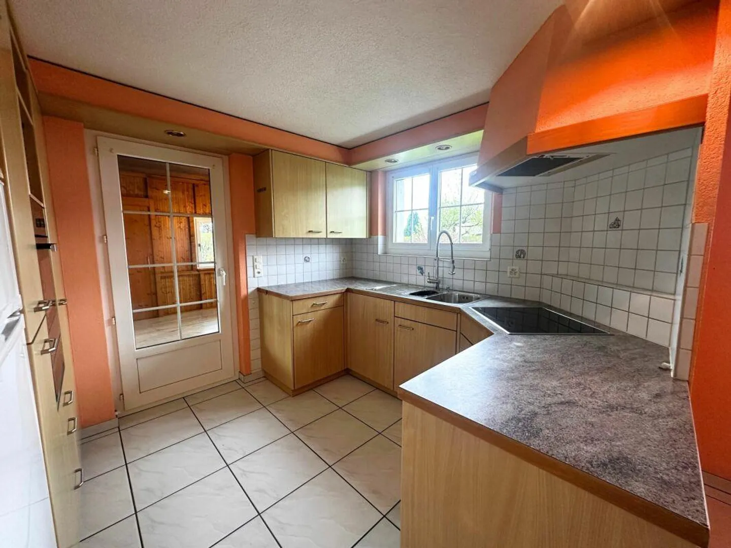 5.5-Room Single-Family House - Your Oasis in the Green - Photo 3 of 7