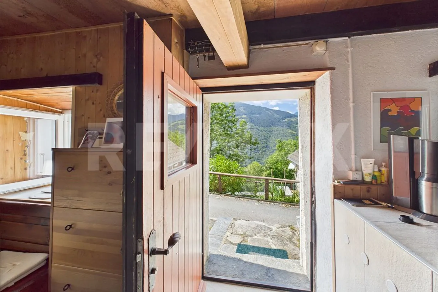 Charming rustic with panoramic view - Photo 9 of 12