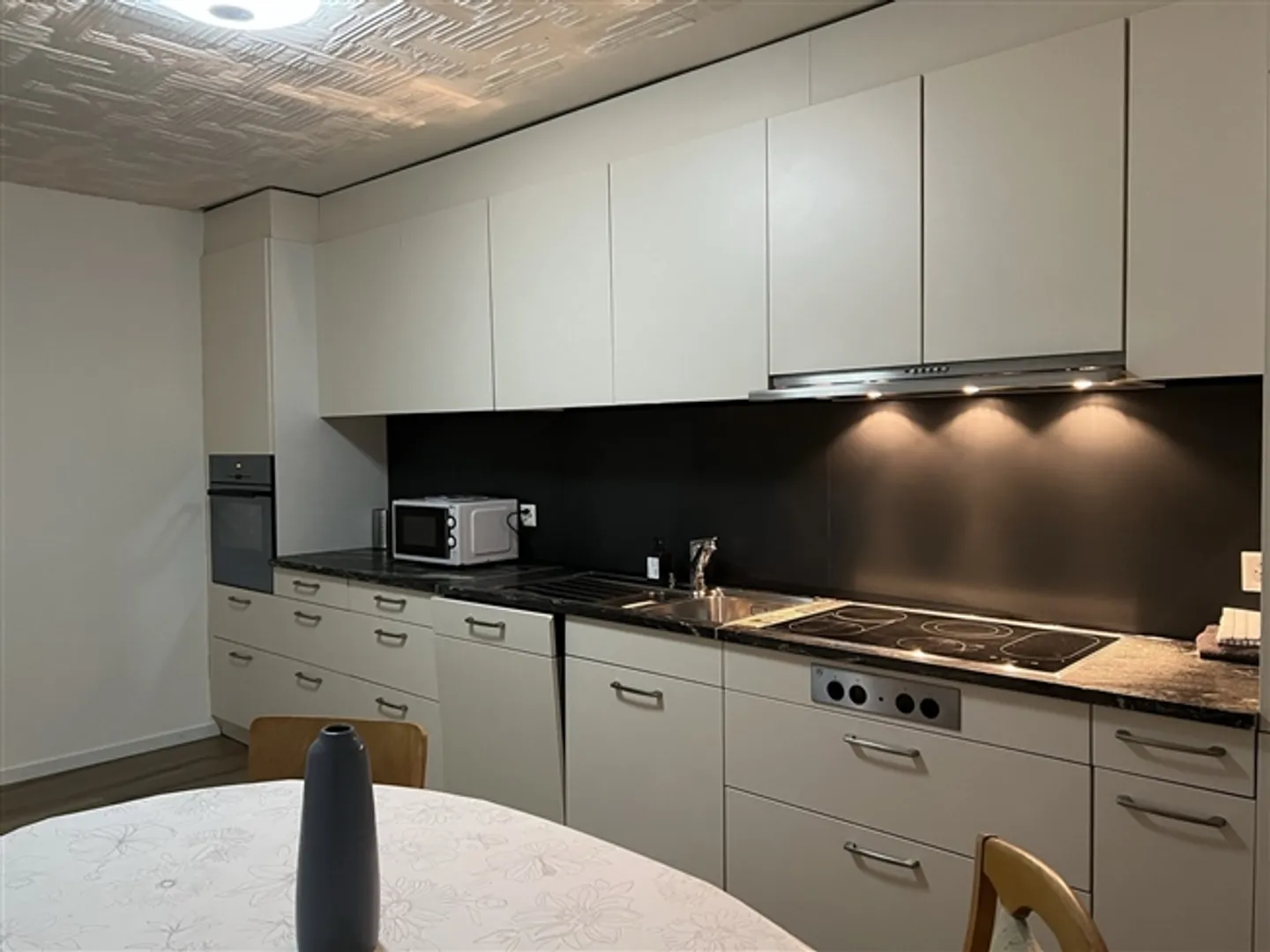 Appartamento spazioso di 3,5 stanze - completamente arredato a 8304, Wallisellen - Soggiorno breve - Foto 11 di 13