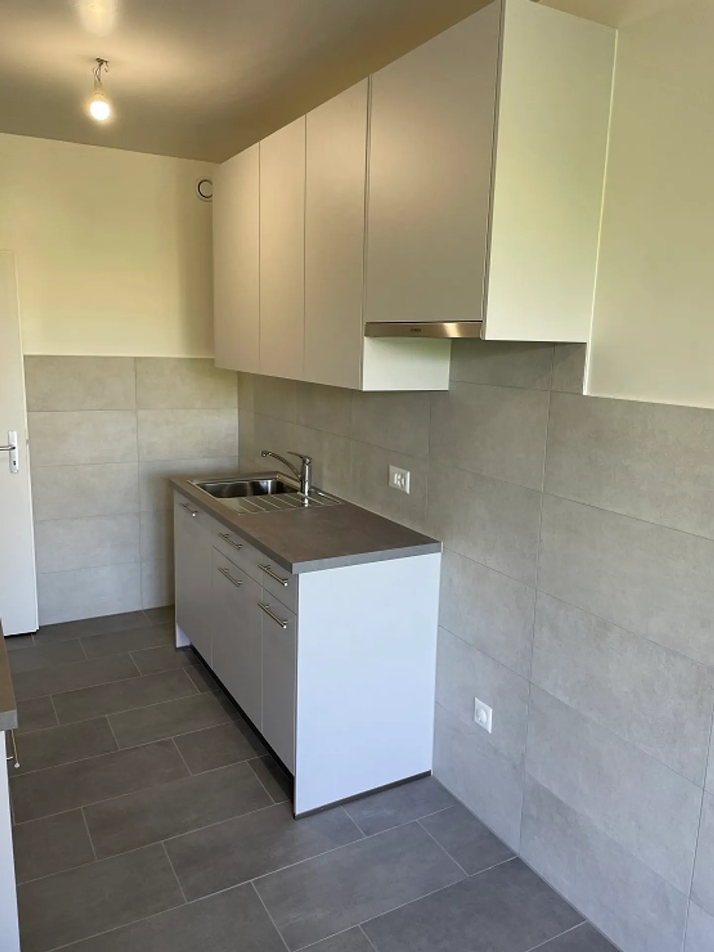 3-room apartment - Photo 1 of 5