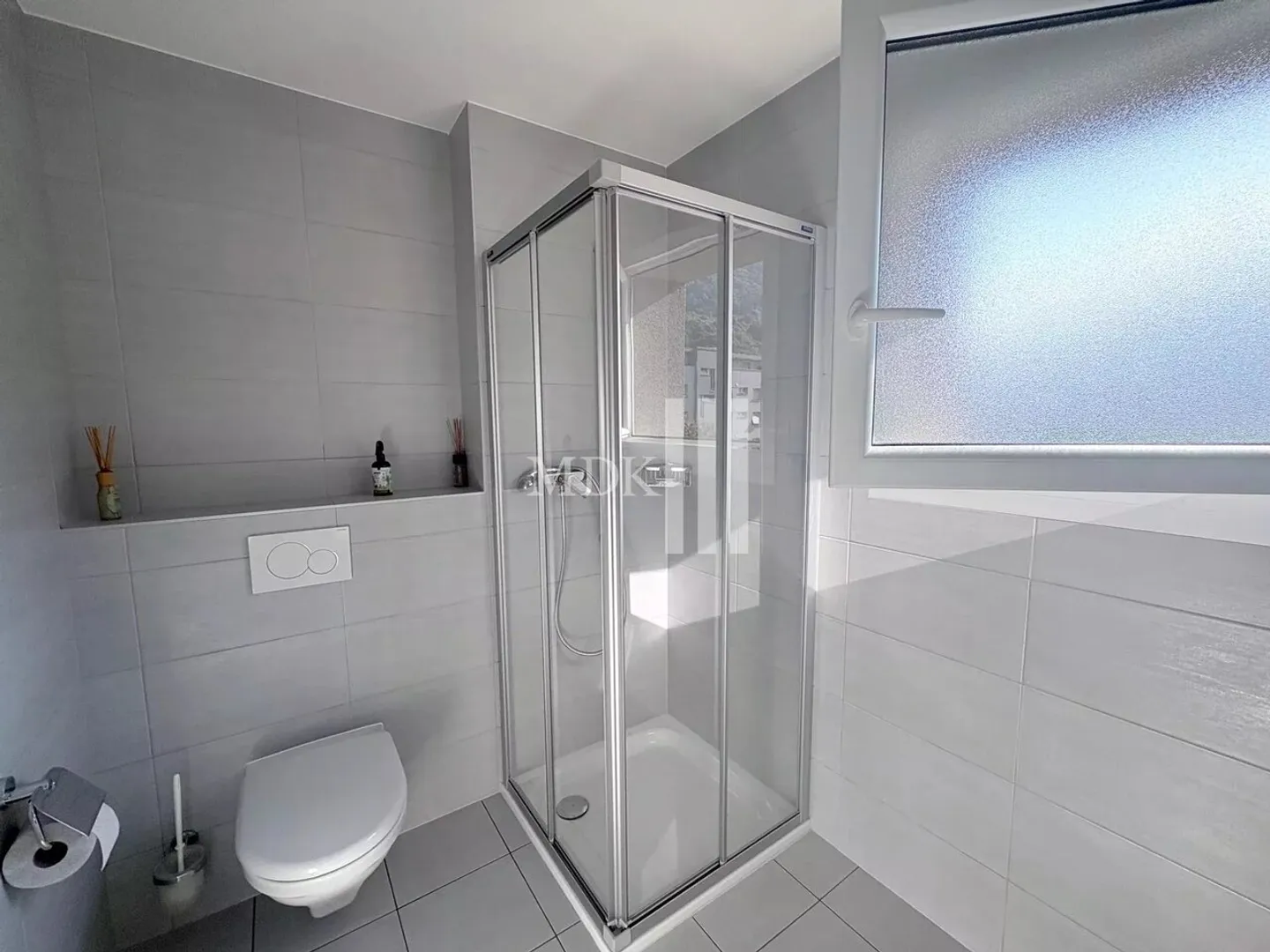 Spazioso Spazio Commerciale a Monthey - Foto 9 di 12