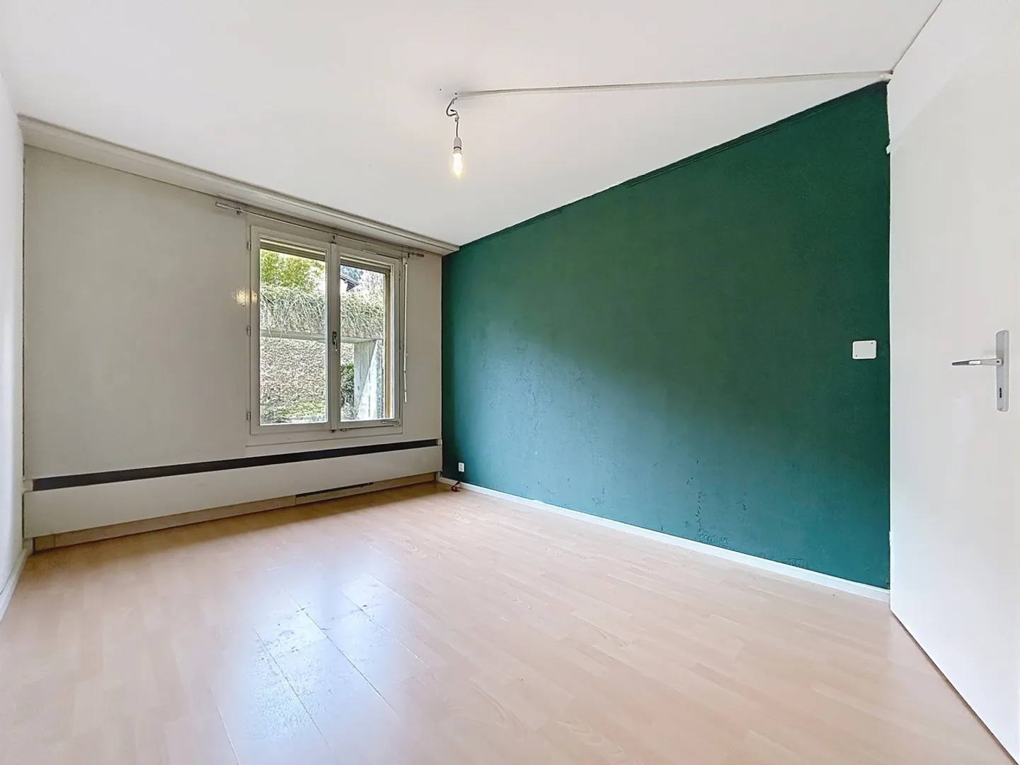 4.5-room apartment in triplex + 1 independent bedroom - Photo 3 of 9