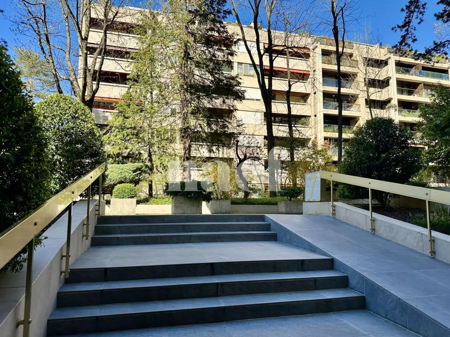 CHAMPEL - Completamente ristrutturato - bellissimo appartamento di 4 stanze al 4° piano di un edificio residenziale - Foto 13 di 13
