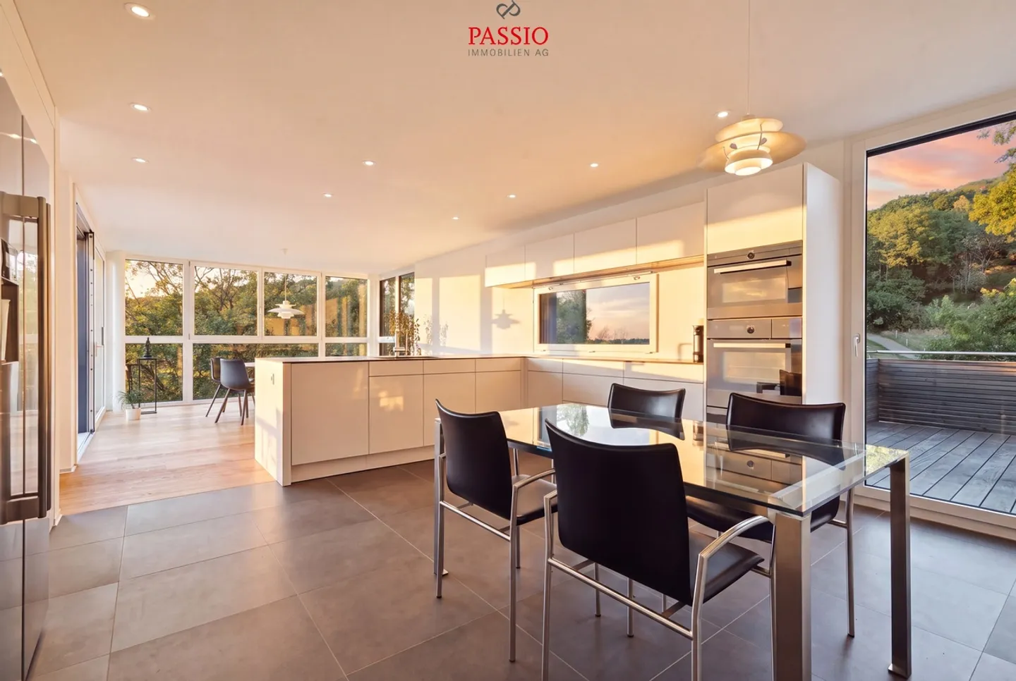Living above Lake Biel – Penthouse with 197 m² and breathtaking panorama - Photo 5 of 38