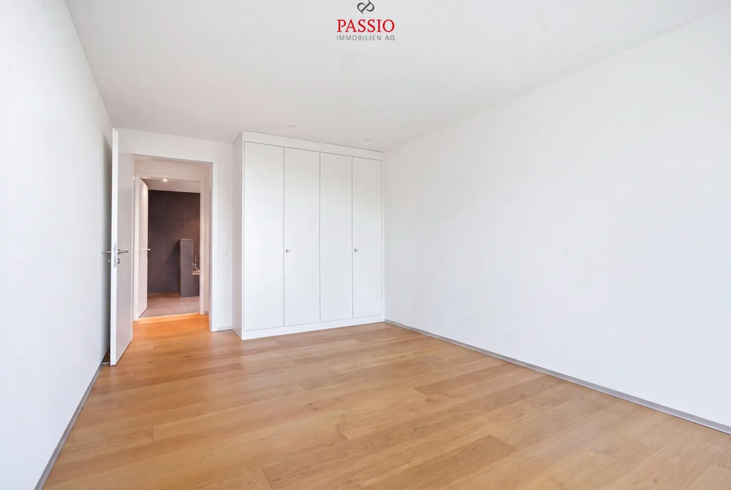 Living above Lake Biel – Penthouse with 197 m² and breathtaking panorama - Photo 17 of 38