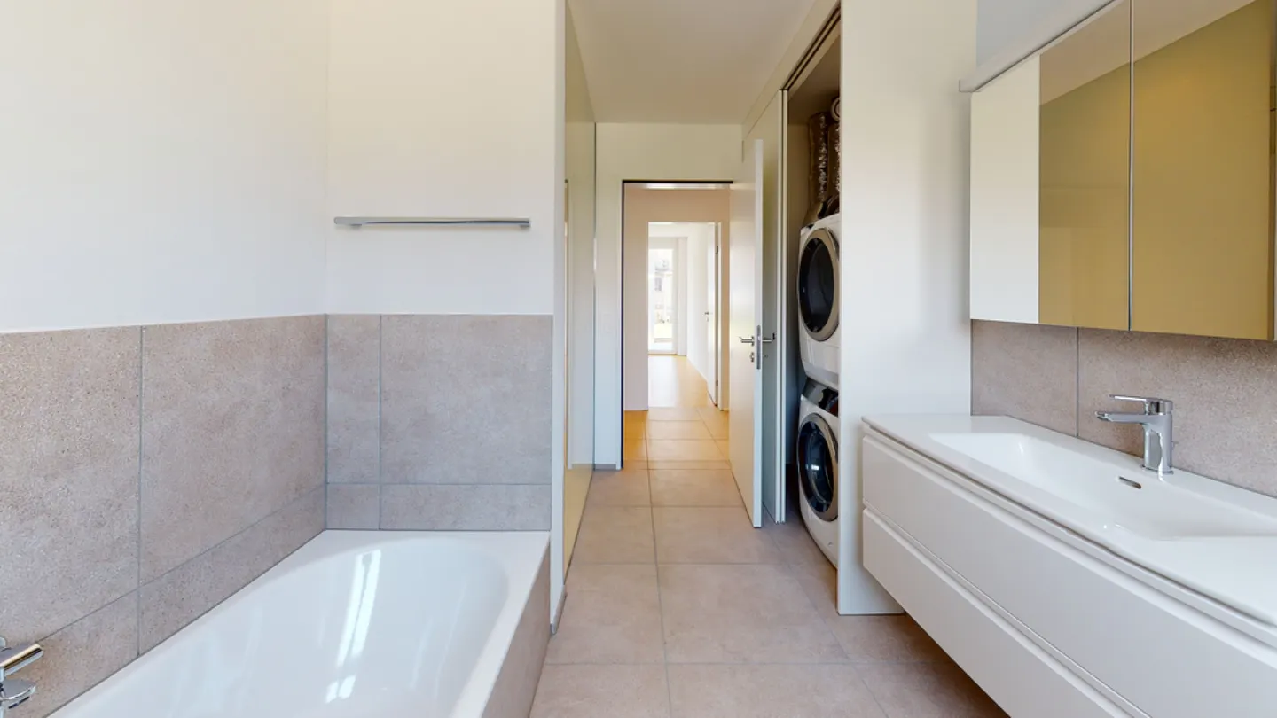 Family-friendly, modern and spacious! - Photo 8 of 9