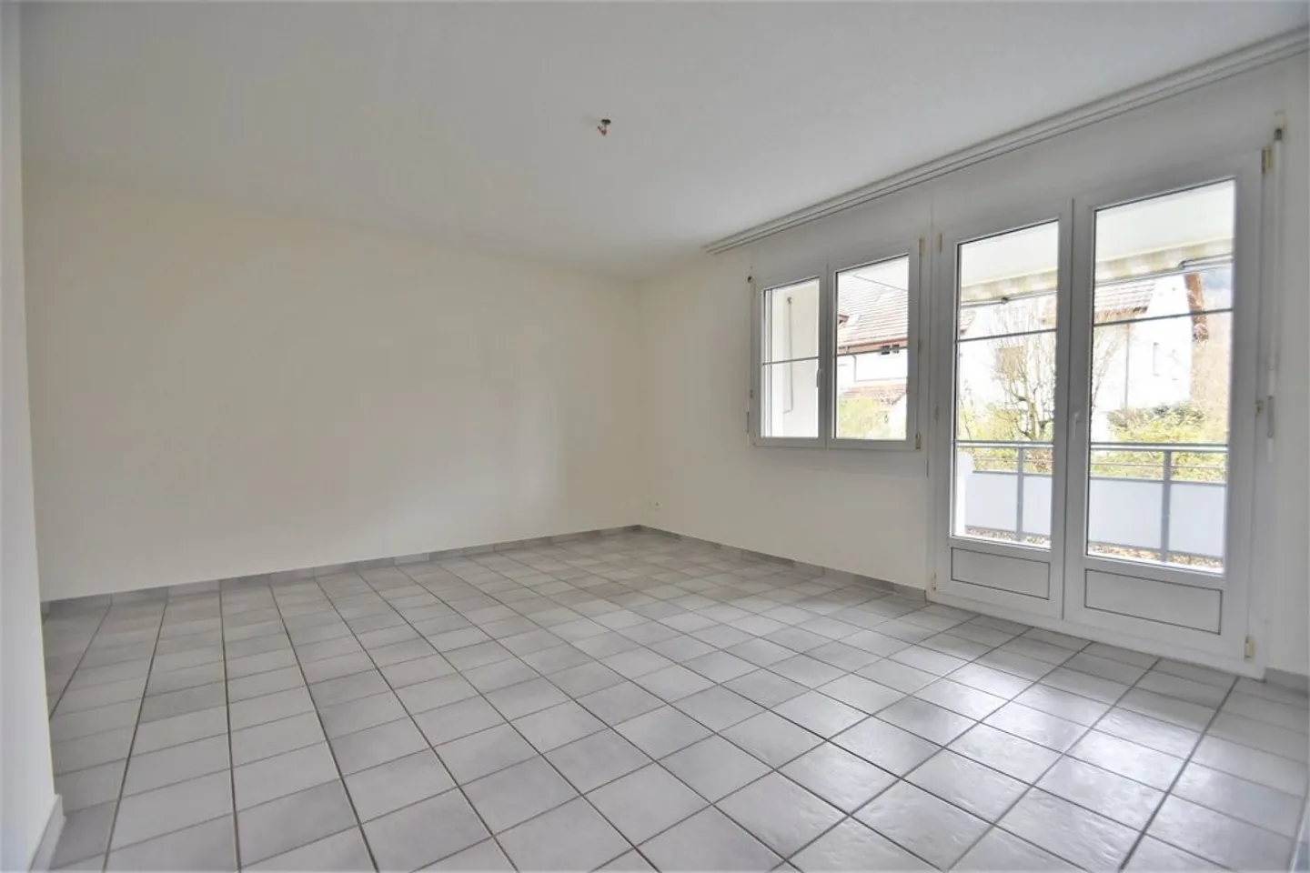 The perfect apartment for you! - Photo 5 of 12