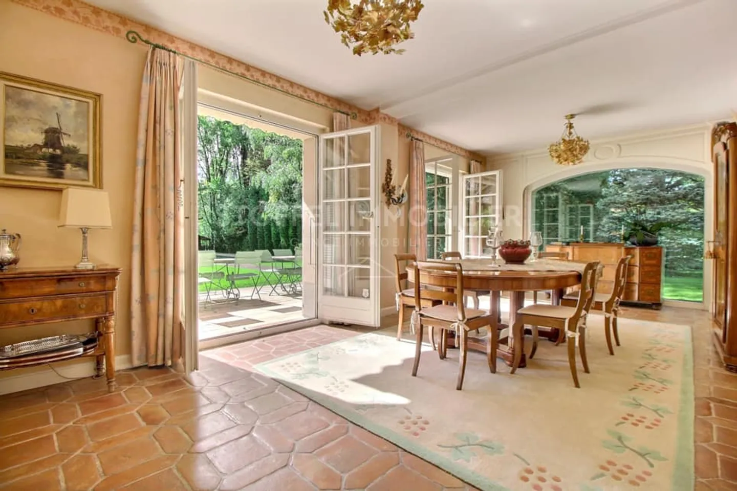 Elegante residenza in un contesto privilegiato - Foto 5 di 10