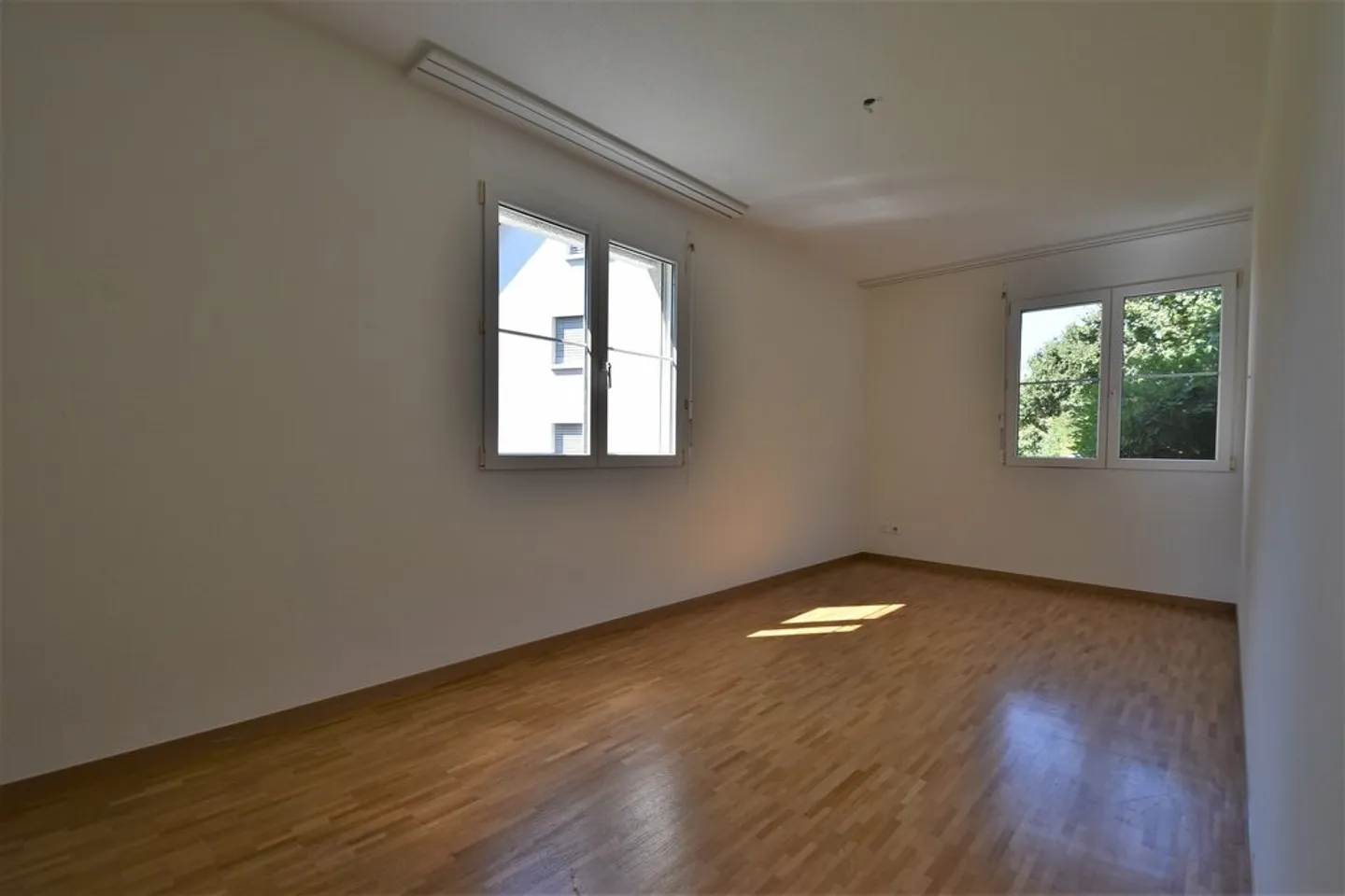 The perfect apartment for you! - Photo 7 of 12