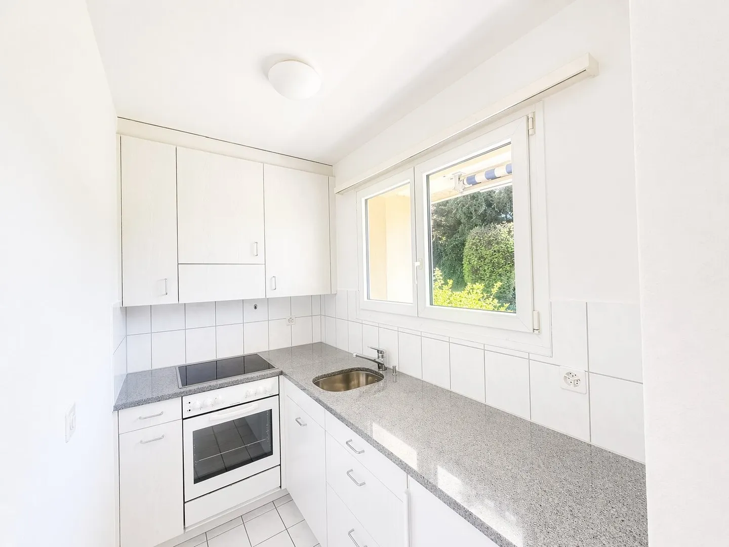 Charmante Wohnung mit Balkon - Foto 7 von 8