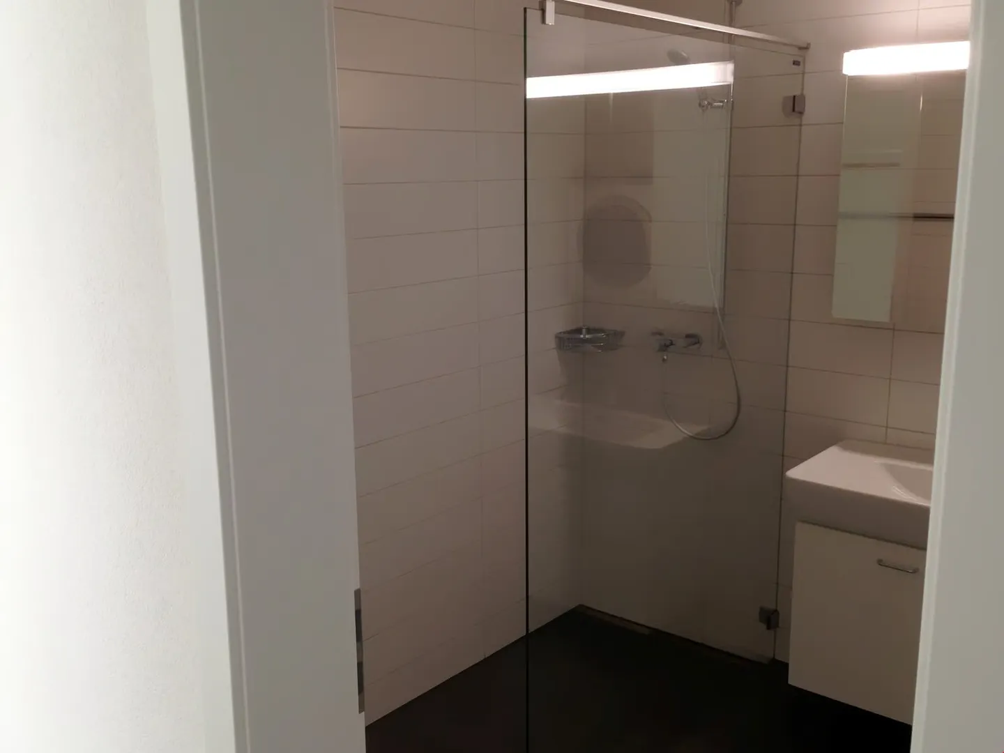 Moderne 4.5-Zimmer Wohnung - Foto 6 von 6