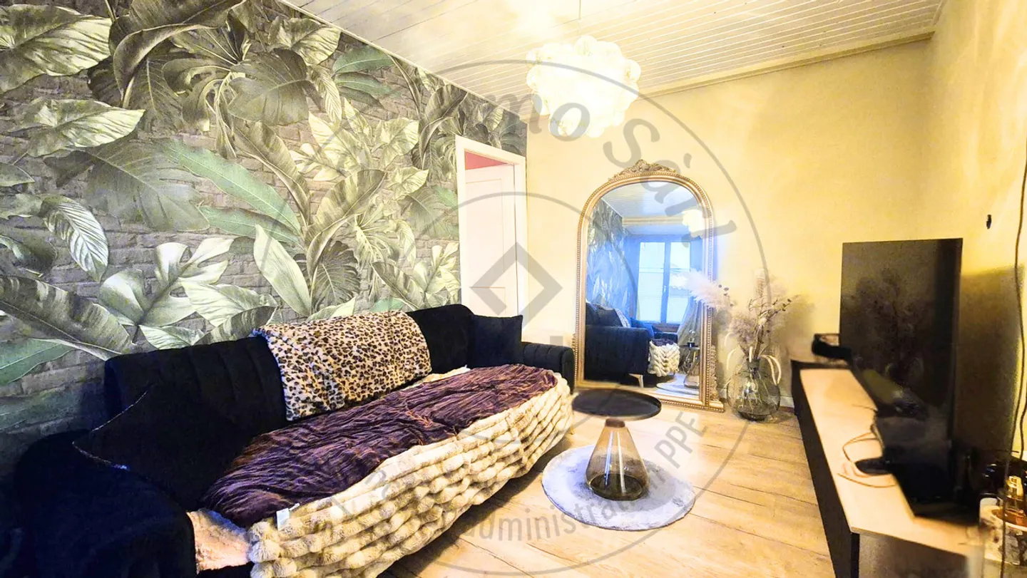 Leben & Schaffen im Herzen der Unterstadt - 2,5 Zimmer mit Werkstatt - Foto 5 von 14