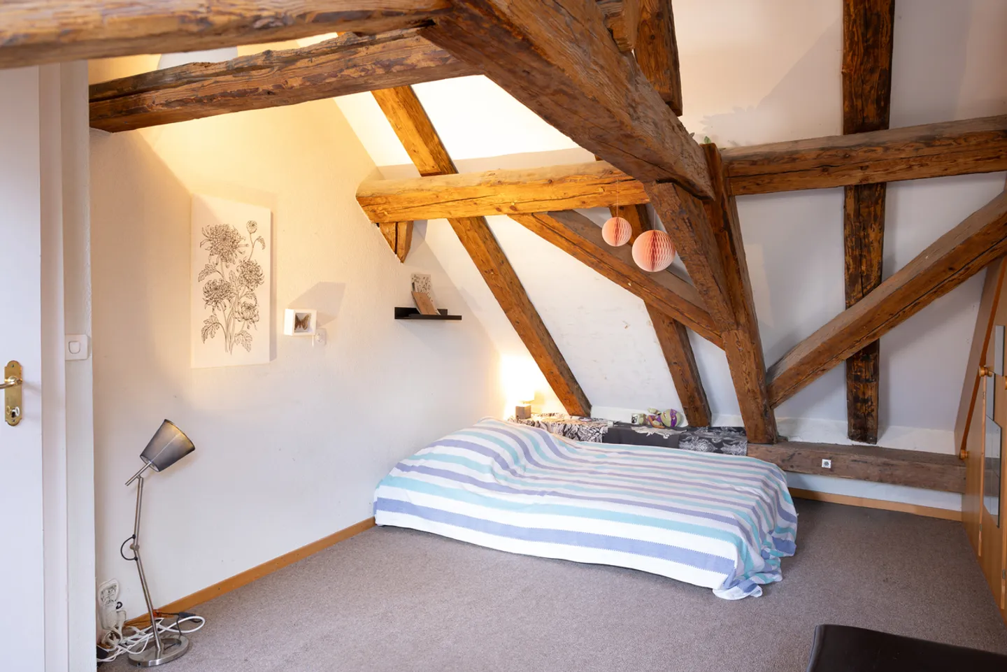 Elegant village house with 4.5 rooms and garden in Ollon VD - Photo 12 of 15