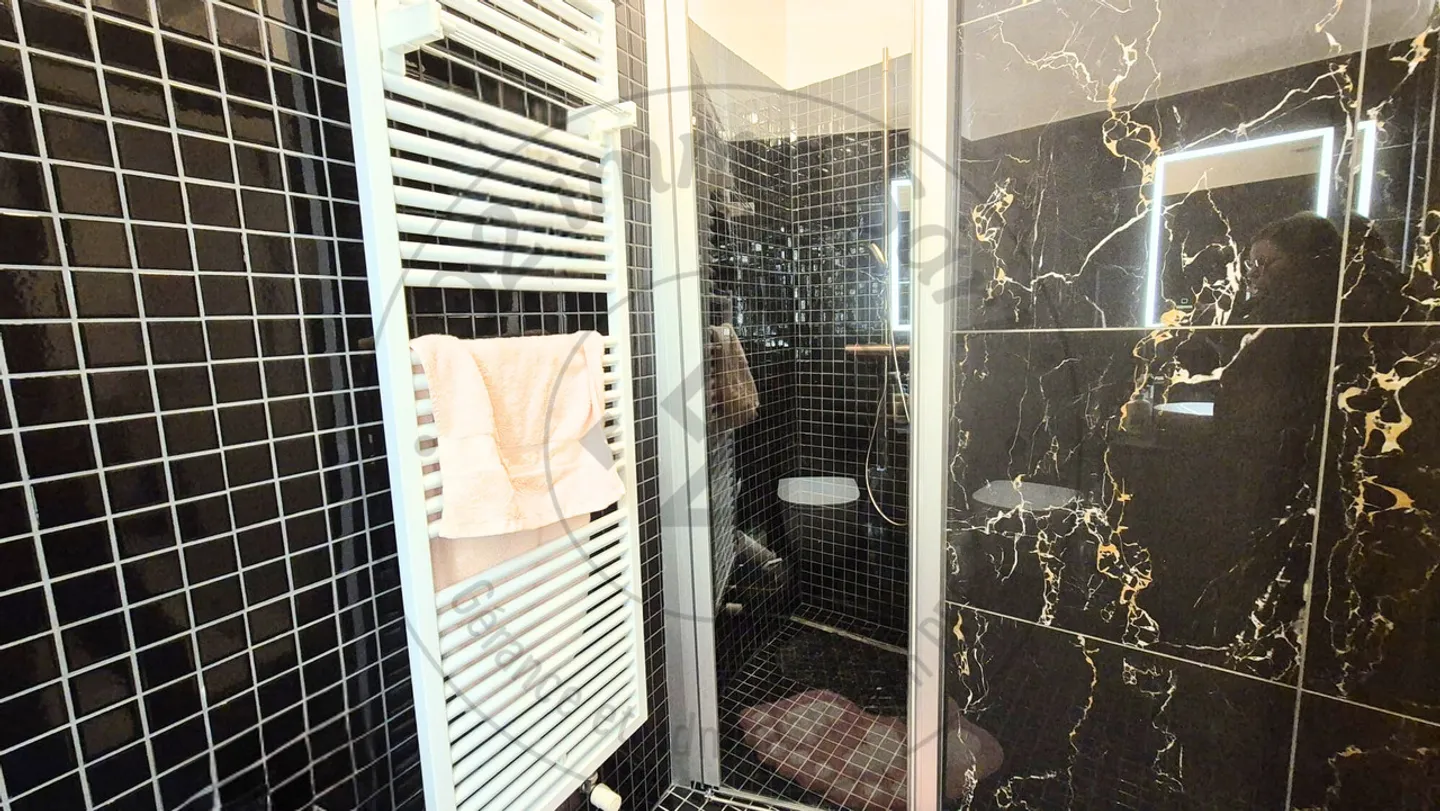 Leben & Schaffen im Herzen der Unterstadt - 2,5 Zimmer mit Werkstatt - Foto 9 von 14