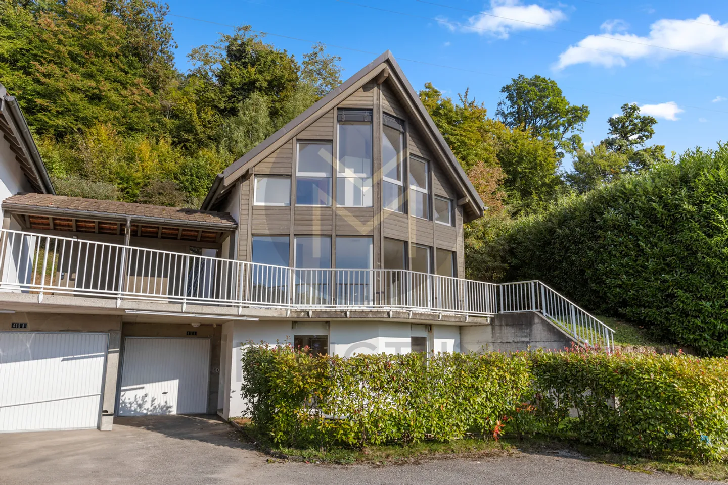 Villa for sale - Photo 1 of 12