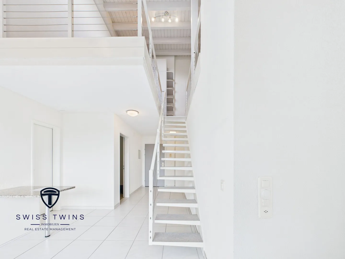 Appartement penthouse exclusif au cœur de Horw avec vue sur le Pilatus - Photo 3 sur 17