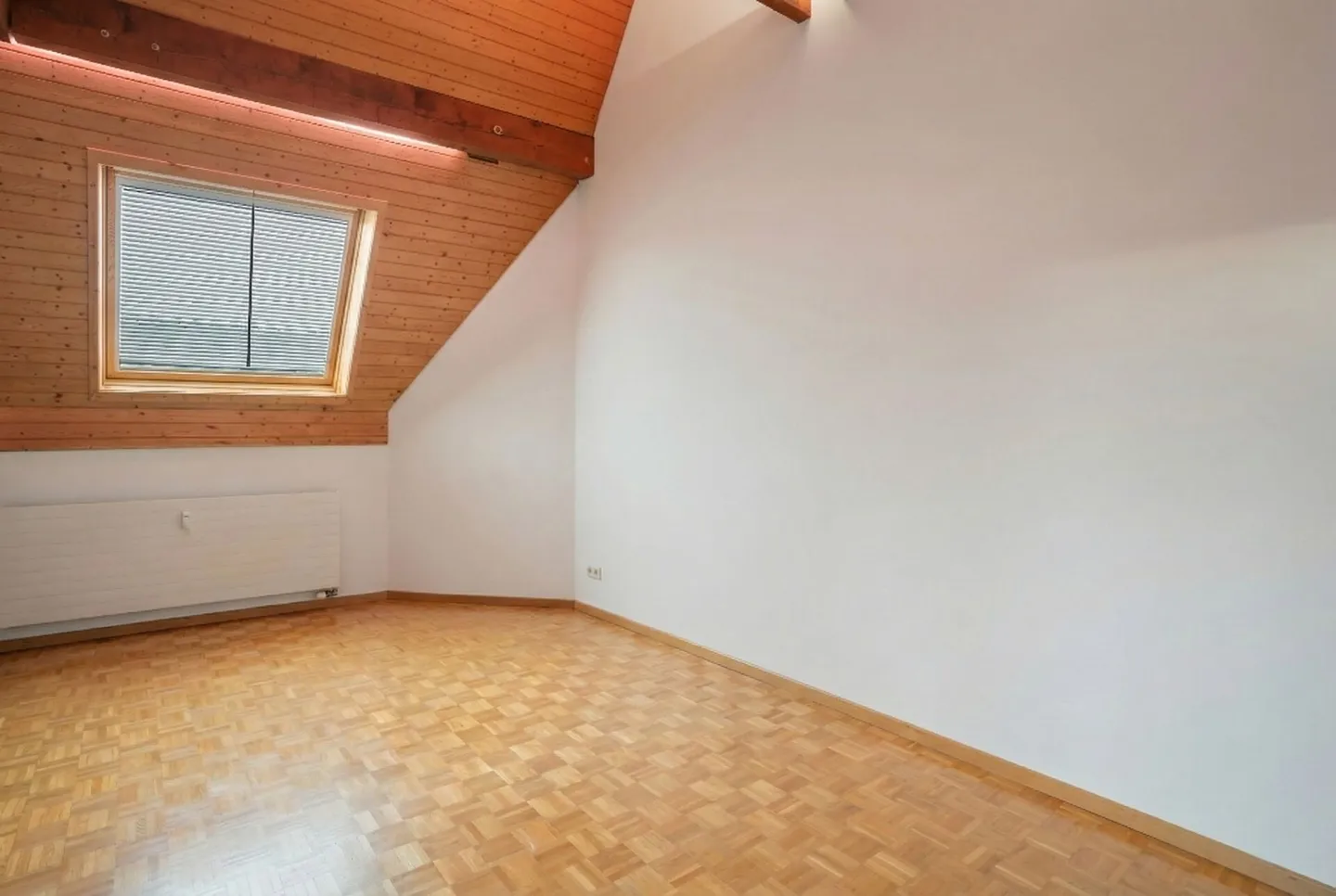 Soleggiato. Tranquillo. Vicino al lago. - Foto 4 di 9