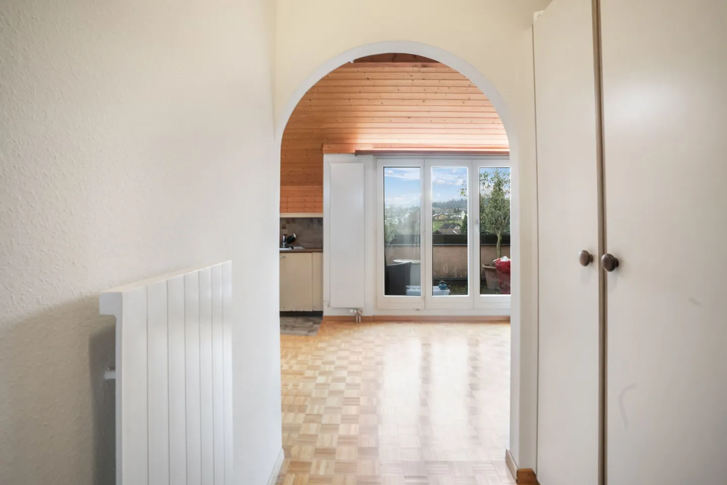 Soleggiato. Tranquillo. Vicino al lago. - Foto 5 di 9