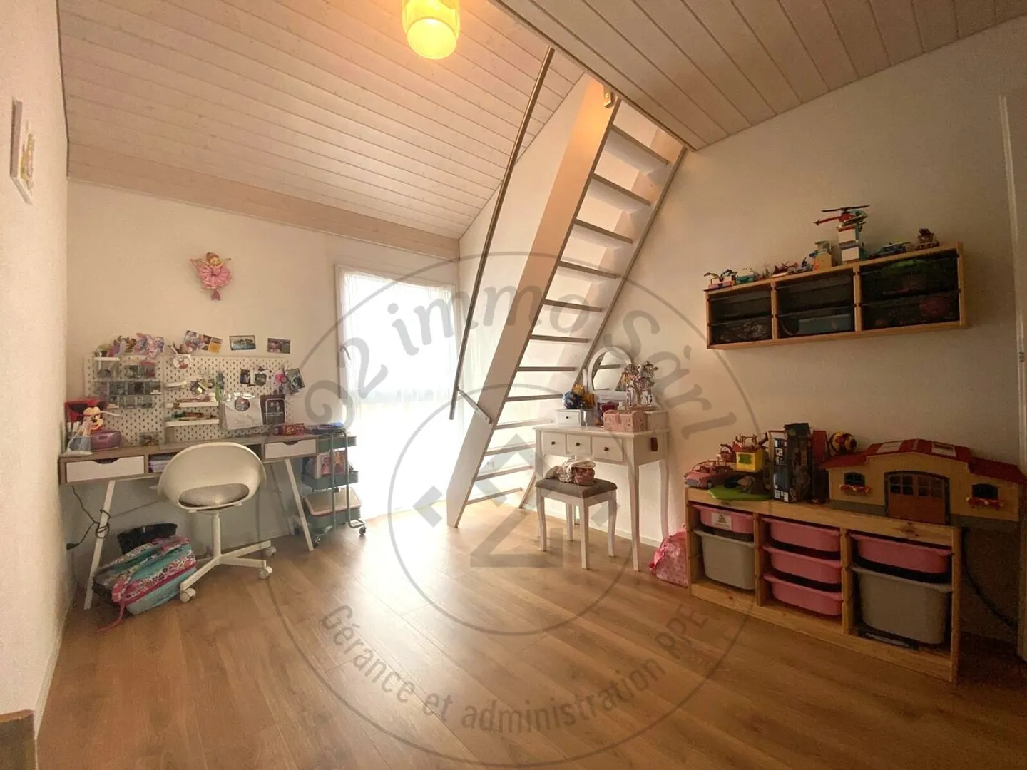 Bella Casa Semindipendente - 5,5 Stanze Ursy - Foto 8 di 13