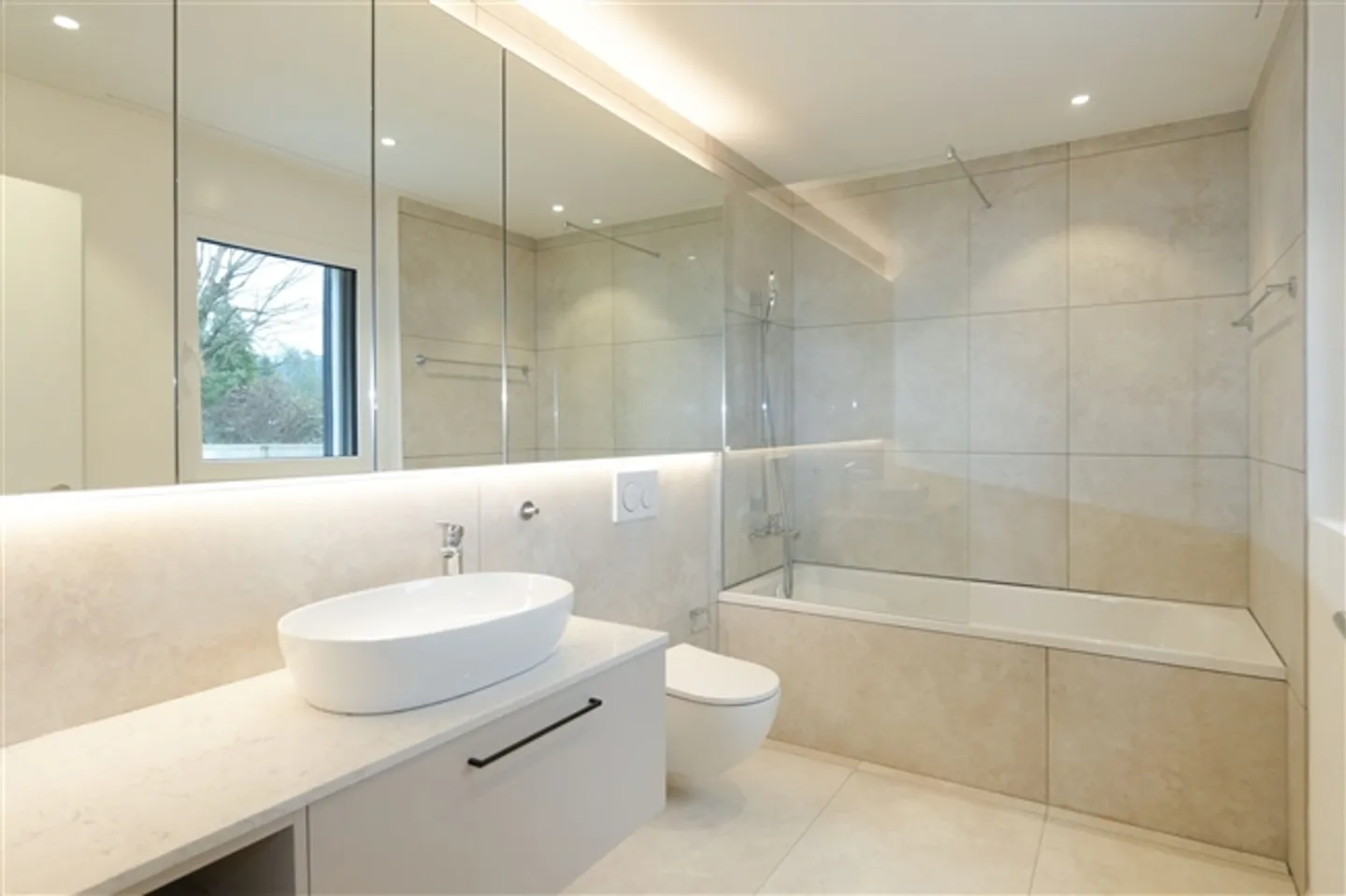 Appartamento moderno 4.5 locali con ampio balcone a Grenchen - Foto 10 di 12