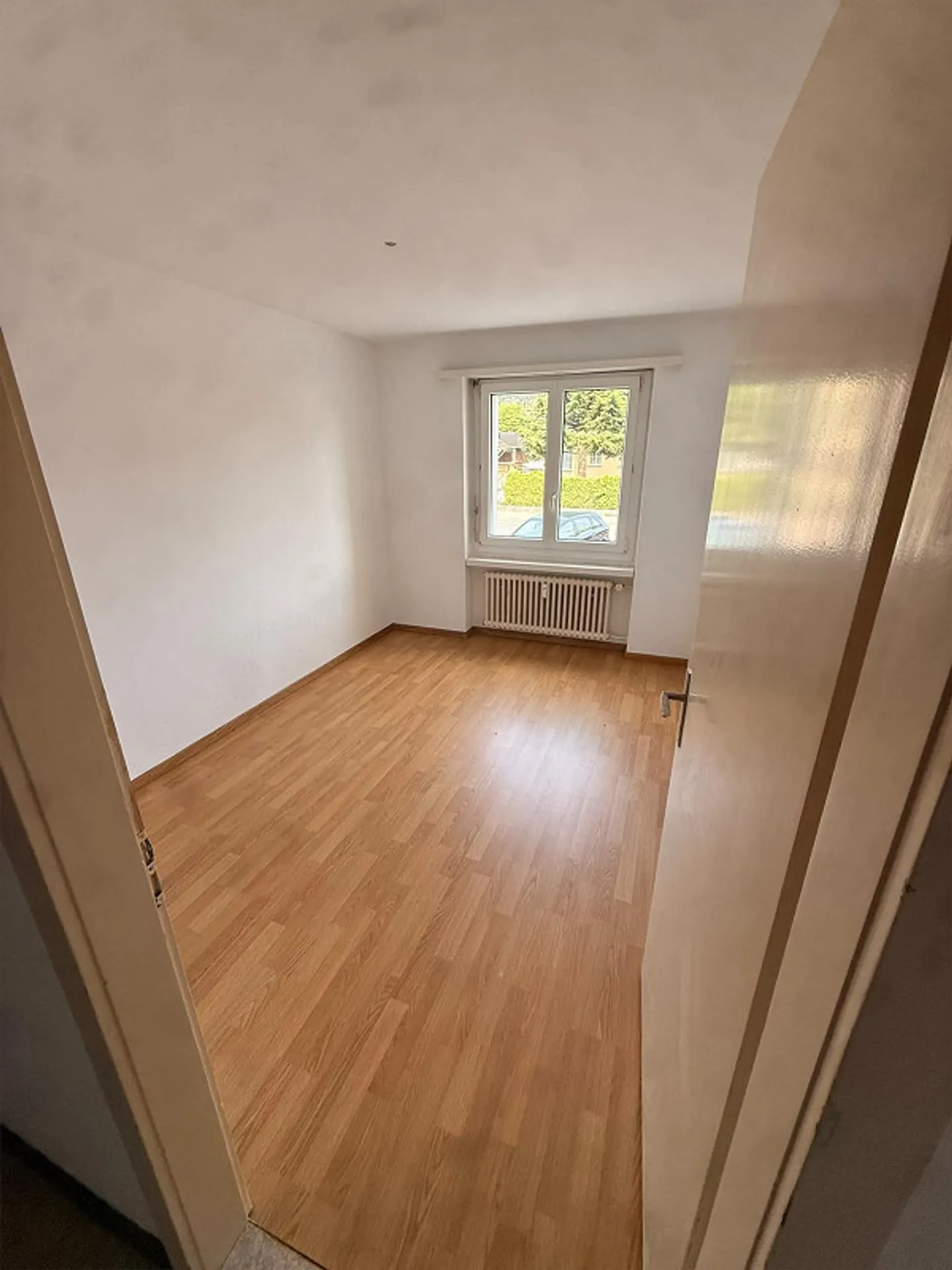 Attraktive 3.5-Zimmer-Wohnung im Hochparterre an zentraler Lage - Photo 7 sur 9