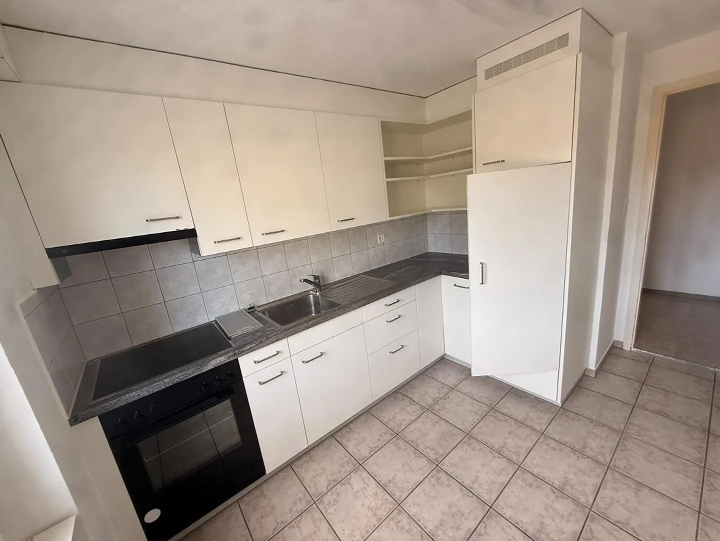 Attraktive 3.5-Zimmer-Wohnung im Hochparterre an zentraler Lage - Photo 3 sur 9